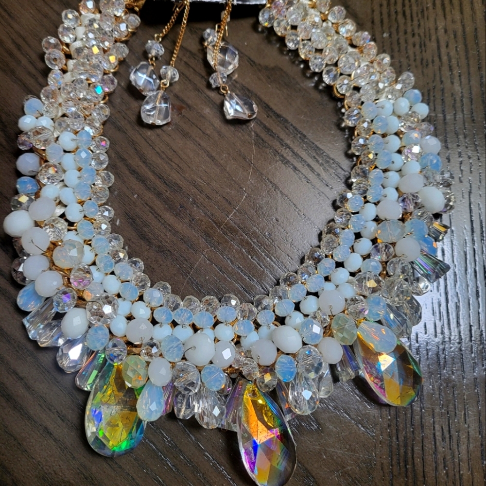 Special occasions necklace and earrings set.